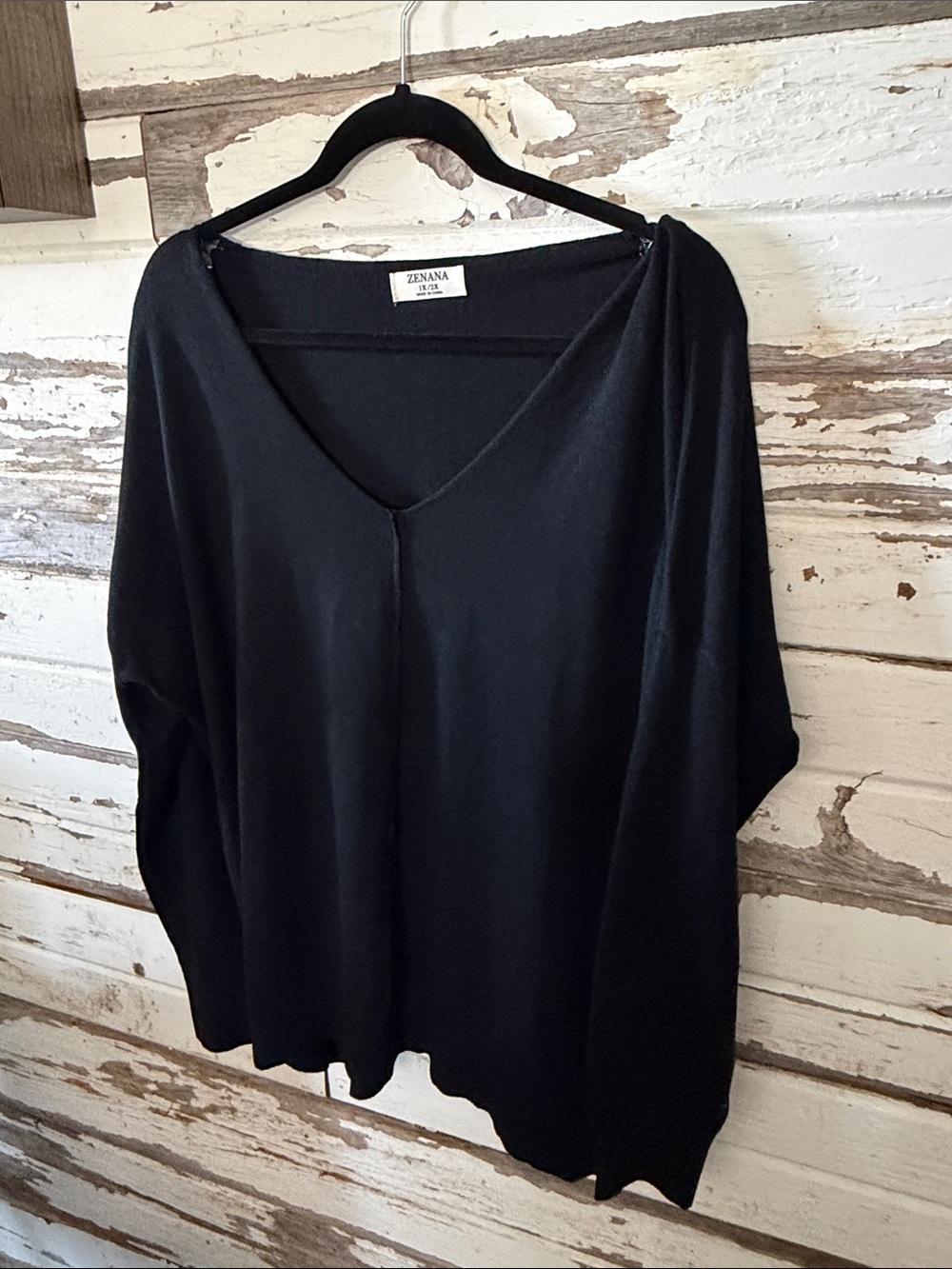Zenana Outfitters Black V-Neck Lightweight Knit Top - Picture 4 of 5